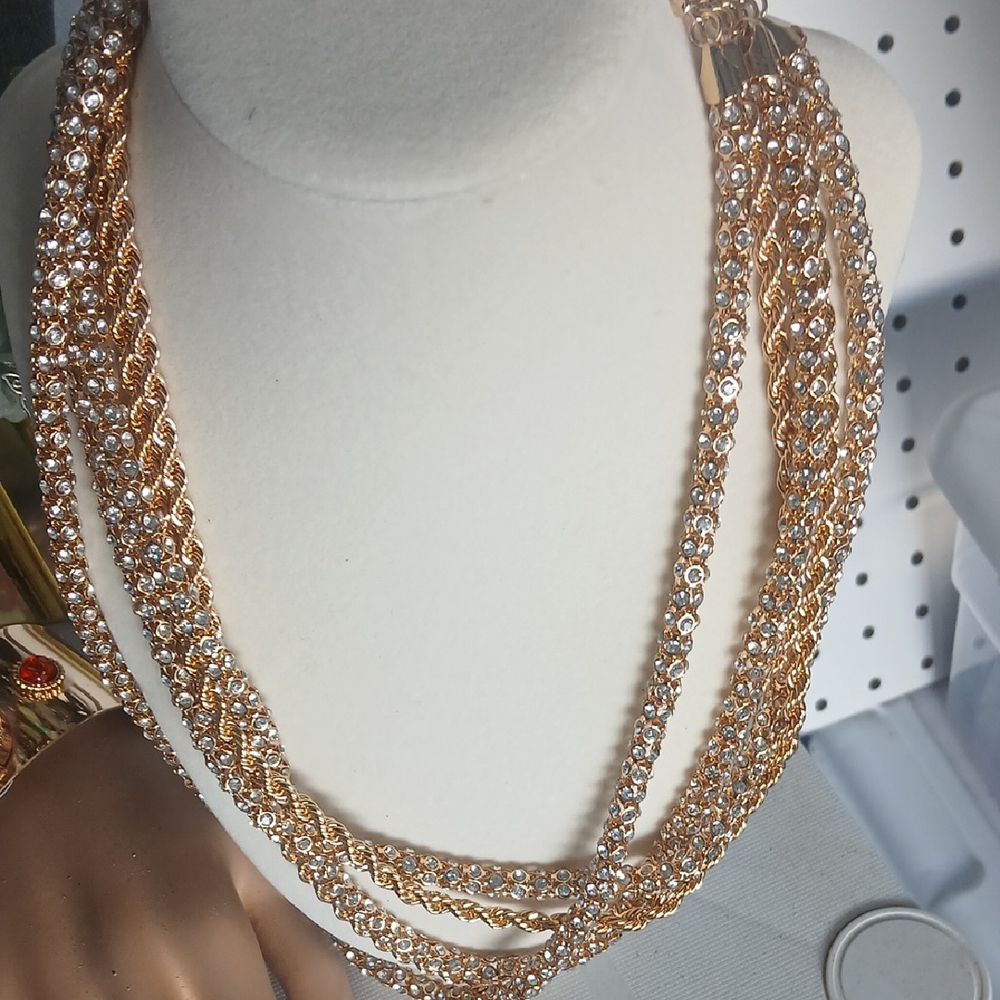 Elegant Gold and Silver Women's Necklace